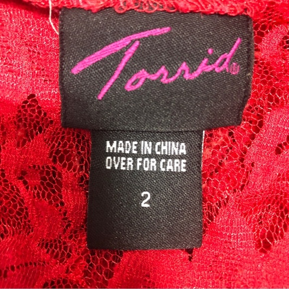 Torrid Red Lace V-Neck Overlay Stretch Blouse 2X - Picture 5 of 6
